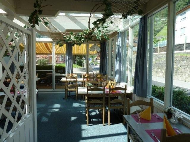 Hotel Sternen Sisikon Buitenkant foto
