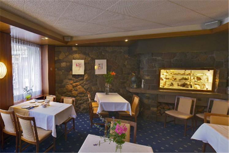 Hotel Sternen Sisikon Buitenkant foto